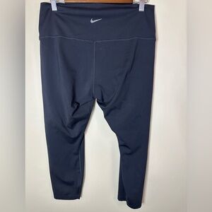 Women’s XL Nike High-Waist Athletic Leggings 26” Inseam NWOT